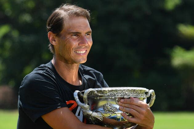 RAFAEL NADAL AUSTRALIAN OPEN 2022, Rafael Nadal of Spain poses for a photograph with the Norman Brookes Challenge Cup in Melbourne, Monday, January 31, 2022. Nadal won a record 21st Grand Slam and his second Australian Open title on Sunday after a thrilling five set victory over Daniil Medvedev of Russia. ( NO ARCHIVING, EDITORIAL USE ONLY, NO USE IN BOOKS WITHOUT CONSENT MELBOURNE VICTORIA AUSTRALIA  Copyright: xJOELxCARRETTx 20220131001618641759