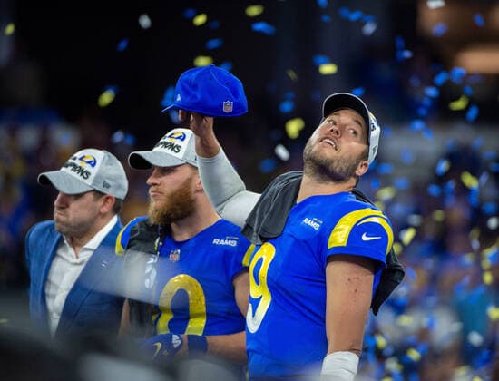 Bilder des Jahres 2022, Sport 01 Januar Sport Themen der Woche KW04 January 30, 2022, Los Angeles, CA, USA: Los Angeles Rams quarterback Matthew Stafford (9) and Los Angeles Rams wide receiver Cooper Kupp (10) celebrate their 20-17 win ofer the San Francisco 49ers during the NFL, American Football Herren, USA championship game at SoFi Stadium on Sunday, Jan.30, 2022 in Los Angeles. Los Angeles USA - ZUMAj89_ 20220130_zaf_j89_046 Copyright: xPaulxKitagakixJr.x