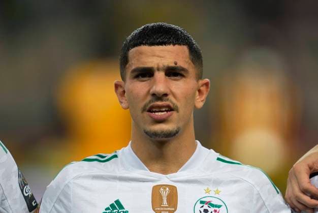 Douala, Cameroon, January, 16, 2022: Youcef Atal of Algeria during Algeria versus Equatorial Guinea- Africa Cup of Nations at Japoma stadium. Kim Price CSM. Douala Cameroon - ZUMAc04_ 20220116_zaf_c04_353 Copyright: xUlrikxPedersenx