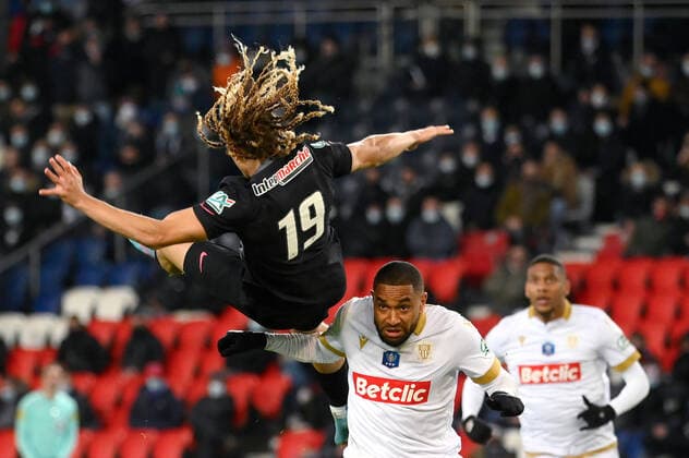 Sport Bilder des Tages OGC Nice defeats Paris Saint Germain in a penalty shootout at the Parc des Princes in the 8th round of the French Cup on January 31, 2022.  JulienxMattiax xLexPictorium LePictorium_0258811