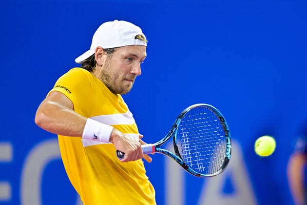 Lucas Pouille (Fra) TENNIS : Open Sud de France 2022 - Montpellier - 01 02 2022 JBAutissier Panoramic 