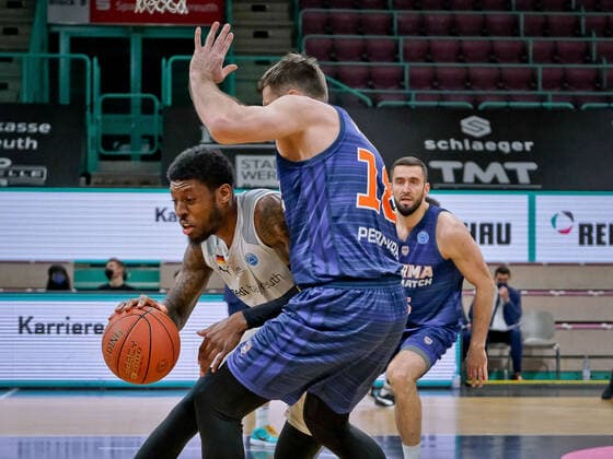 medi bayreuth - Parma Perm , Basketball, FIBA Europe Cup, Runde 2 , Spieltag 5, Spielzeit 2021 2022, 01.02.2022 2 Anim Sacar (medi Bayreuth) medi bayreuth - Parma Perm , Basketball, FIBA Europe Cup, Runde 2, Spieltag 5, Spielzeit 2021 2022, 01.02.2022 Bayreuth Copyright: xEibner-Pressefoto ThorstenxOchsx EP_TOS