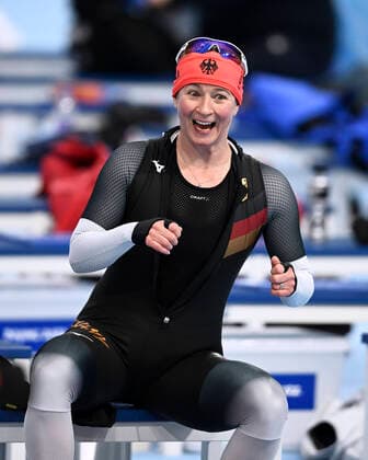 PECHSTEIN Claudia Team GER beim Training mit guter Laune am Mittwoch den 02.02.2022 in Peking Olympische Winterspiele 2022 in Peking China *** PECHSTEIN Claudia Team GER at the training with good mood on Wednesday the 02 02 2022 in Beijing Olympic Winter Games 2022 in Beijing China