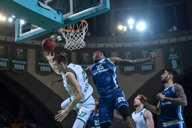 7DAYS EUROCUP KOSZYKOWKA MEZCZYZN 12 KOLEJKA MECZ WKS SLASK WROCLAW - TURK TELEKOM ANKARA 7DAYS EUROCUP BASKETBALL MANS MATCH WKS SLASK WROCLAW - TURK TELEKOM ANKARA IVAN RAMLJAK JAJUAN JOHNSON FOT. PRZEMYSLAW KAROLCZUK 400MM.PL NEWSPIX.PL --- Newspix.pl  220202_slask_turktelekom_KAR-3.j