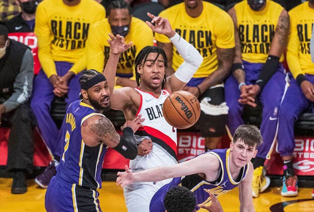 February 2, 2022, Los Angeles, California, USA: Trendon Watford 2 of thePortland Trail Blazers passes the ball during their NBA, Basketball Herren, USA game against the Los Angeles Lakers on Wednesday February 2, 2022 at Crypto.com Arena in Los Angeles, California. Lakers defeat Trailblazers, 99-94. PI Los Angeles USA - ZUMAp124 20220202_zaa_p124_032 Copyright: xJAVIERxROJASx