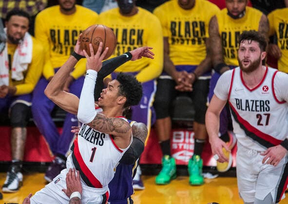 February 2, 2022, Los Angeles, California, USA: Anfernee Simons 1 of thePortland Trail Blazers puts up a shot during their NBA, Basketball Herren, USA game against the Los Angeles Lakers on Wednesday February 2, 2022 at Crypto.com Arena in Los Angeles, California. Lakers defeat Trailblazers, 99-94. PI Los Angeles USA - ZUMAp124 20220202_zaa_p124_037 Copyright: xJAVIERxROJASx