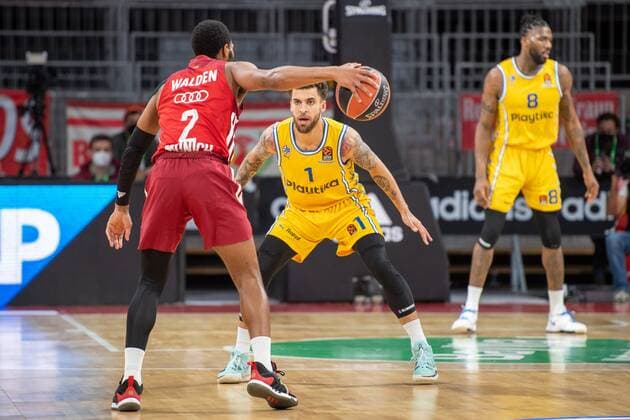 Corey Walden 2 (FC Bayern), Scottie Wilbekin 1 (Maccabi Fox Tel Aviv), FC Bayern Basketball vs. Maccabi Fox Tel Aviv, Euroleague, 03.02.2022 Muenchen Bayern Deutschland