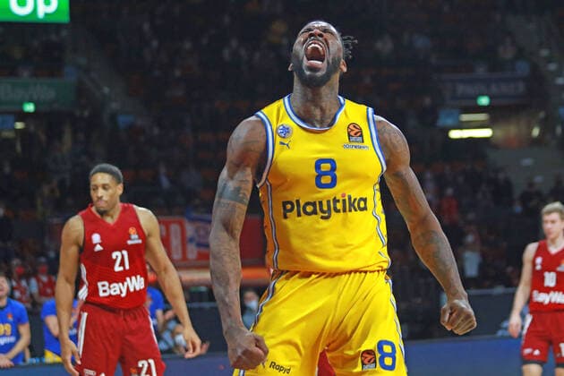 8 Jalen Reynolds (Maccabi) jubelt-Jubel, Korbjubel Basketball EuroLeague FC Bayern Muenchen - Maccabi Tel Aviv Audi Dome am 03.02.2022 FOTO: Mladen Lackovic LakoPress
