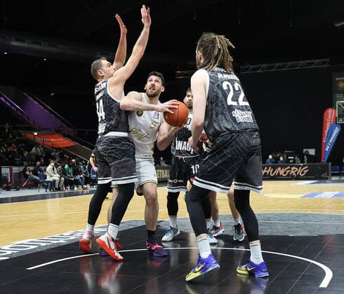 Owen Klassen (Basketball Loewen Braunschweig)