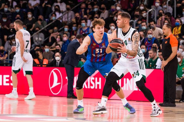 February 3, 2022, Barcelona, Barcelona, Spain: Stefan Jovic of Panathinaikos OPAP Athens in action against Rokas Jokubaitis of FC Barcelona, Barca during the Turkish Airlines EuroLeague match between FC Barcelona and Panathinaikos OPAP Athens at Palau Blaugrana on February 03, 2022 in Barcelona, Spain. Barcelona Spain - ZUMAa181 20220203_zaa_a181_044 Copyright: xJavierxBorregox