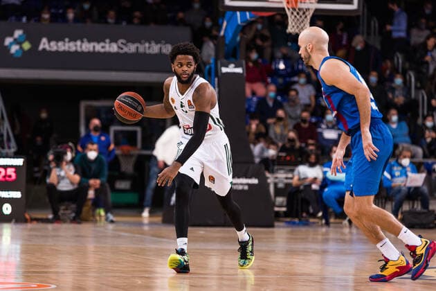 February 3, 2022, Barcelona, Barcelona, Spain: Daryl Macon Jr. of Panathinaikos OPAP Athens in action during the Turkish Airlines EuroLeague match between FC Barcelona, Barca and Panathinaikos OPAP Athens at Palau Blaugrana on February 03, 2022 in Barcelona, Spain. Barcelona Spain - ZUMAa181 20220203_zaa_a181_057 Copyright: xJavierxBorregox