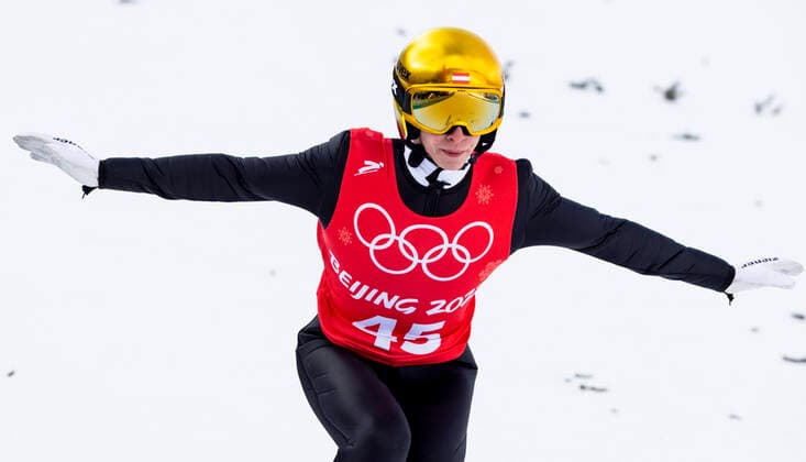 OLYMPICS - Winter Olympic Games, Olympische Spiele, Olympia, OS Beijing 2022 ZHANGJIAKOU,CHINA,04.FEB.22 - OLYMPICS, NORDIC SKIING, Ski jumping, Skispringen, Ski, nordisch - Winter Olympic Games Beijing 2022, preview, normal hill, men, training. Image shows Daniel Tschofenig (AUT).  GEPAxpictures xPatrickxSteiner