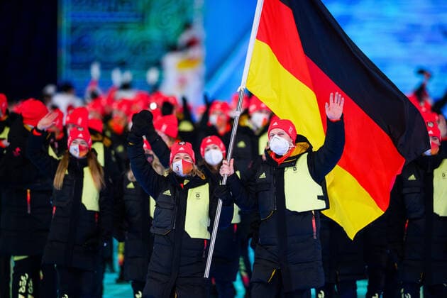 220204 Flag bearers Claudia Pechstein and Francesco Friedrich of Germany during the Opening Ceremony of the 2022 Winter Olympics on February 4, 2022 in Beijing. Photo: Maxim Thore BILDBYRAN kod MT JM0268 bbeng Olympic Games, Olympische Spiele, Olympia, OS olympics winter olympics os ol olympiska spel vinter-os olympiske leker peking peking 2022 beijing 2022 beijing 2022 olympic games beijing 2022 winter olympic games peking-os beijing-ol vinter-ol invigning invigningsceremoni opening ceremony *** 220204 Flag bearers Claudia Pechstein and Francesco Friedrich of Germany during the Opening Ceremony of the 2022 Winter Olympics on February 4, 2022 in Beijing Photo Maxim Thore BILDBYRAN kod MT JM0268 bbeng olympic games olympics winter olympics os ol olympiska spel vinter os olympiske leker peking peking 2022 beijing 2022 beijing 2022 olympic games beijing 2022 winter olympic games peking os beijing ol vinter ol inauguration inauguration ceremony opening ceremony,  Copyright: MAXIMxTHORE BB220204MT089