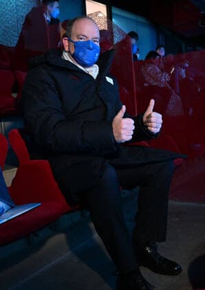 (220204) -- BEIJING, Feb. 4, 2022 -- Prince Albert II of Monaco gives the thumbs-up sign during the opening ceremony of the 24th Olympic Winter games, Winterspiele,Spiele, Summer games at the National Stadium in Beijing, capital of China, Feb. 4, 2022. ) (BEIJING2022)CHINA-BEIJING-OLYMPIC WINTER GAMES-OPENING CEREMONY (CN) MaxNing 