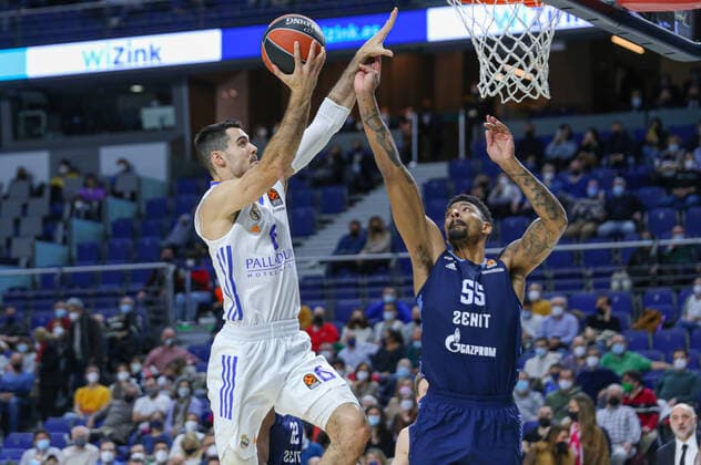 Basketball, EuroLeague, Real Madrid - Zenit St. Petersburg 4th February 2022; Wizink Center; Madrid; Spain; Turkish Airlines Euroleague Basketball; Real Madrid vs Zenit st Petersburg; Alberto Abalde (Madrid) and Jordan Mickey (Zenit) Madrid Madrid Spain Baloncesto Copyright: xAlbaxPachecox xAgenciaxLOFx