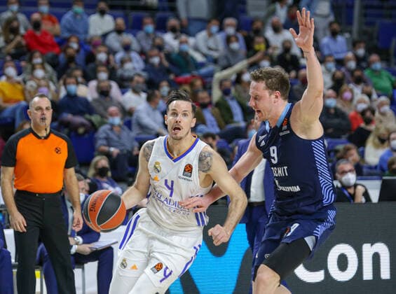 4th February 2022; Wizink Center; Madrid; Spain; Turkish Airlines Euroleague Basketball; Real Madrid vs Zenit st Petersburg; Thomas Heurtel (Madrid) Madrid Madrid Spain Baloncesto Copyright: xAlbaxPachecox xAgenciaxLOFx