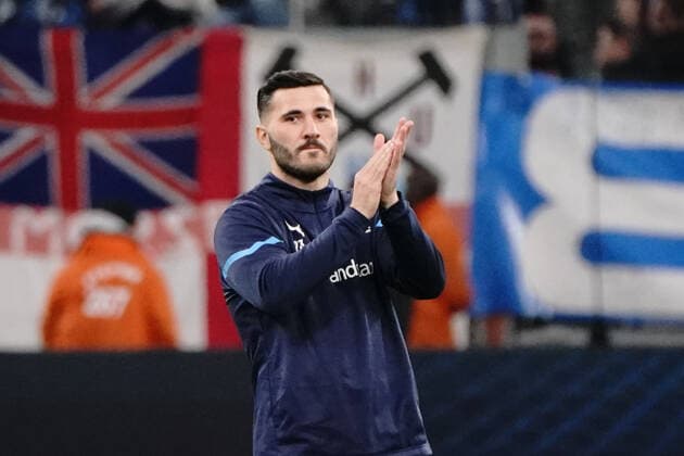 Fußball, Olympique Marseille - SCO Angers Sead Kolasinac (Olympique de Marseille) FOOTBALL : Olympique de Marseille vs SCO Angers - Ligue 1 Uber Eats - Marseille - 04 02 2022 NorbertScanella Panoramic 
