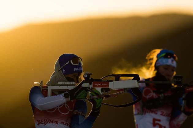 220205 Anais Chevalier-Bouchet of France competes in biathlon mixed relay during day 1 of the 2022 Winter Olympics on February 5, 2022 in Zhangjiakou. Photo: Joel Marklund BILDBYRAN kod JM JM0269 bbeng skidskytte biathlon skiskyting Olympic Games, Olympische Spiele, Olympia, OS olympics winter olympics os ol olympiska spel vinter-os olympiske leker peking peking 2022 beijing 2022 beijing 2022 olympic games beijing 2022 winter olympic games peking-os beijing-ol vinter-ol mixed relay stafett mixedstafett Copyright: JOELxMARKLUND BB220205JM097