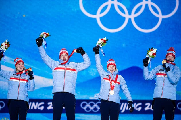 220206 Tiril Eckhoff, Marte Olsbu Roeiseland, Tarjei Boe of and Johannes Thingnes Boe of Norway at the medal ceremony for biathlon mixed relay during day 2 of the 2022 Winter Olympics on February 6, 2022 in Zhangjiakou. Photo: Joel Marklund BILDBYRAN kod JM JM0272 bbeng Olympic Games, Olympische Spiele, Olympia, OS olympics winter olympics os ol olympiska spel vinter-os olympiske leker peking peking 2022 beijing 2022 beijing 2022 olympic games beijing 2022 winter olympic games peking-os beijing-ol vinter-ol medaljceremoni medaljeseremoni medal ceremony norge *** 220206 Tiril Eckhoff, Marte Olsbu Roeiseland, Tarjei Boe of and Johannes Thingnes Boe of Norway at the medal ceremony for biathlon mixed relay during day 2 of the 2022 Winter Olympics on February 6, 2022 in Zhangjiakou Photo Joel Marklund BILDBYRAN kod JM JM0272 bbeng olympic games olympics winter olympics os ol olympic games winter os olympic games peking peking 2022 beijing 2022 beijing 2022 olympic games beijing 2022 winter olympic games peking os beijing ol winter ol medal ceremony medal ceremony medal ceremony norway,  Copyright: JOELxMARKLUND BB220206JM041