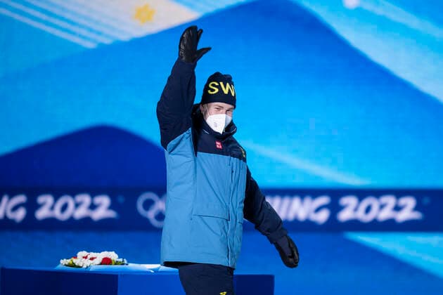220206 Walter Wallberg of Sweden at the medal ceremony for men s moguls during day 2 of the 2022 Winter Olympics on February 6, 2022 in Zhangjiakou. Photo: Joel Marklund BILDBYRAN kod JM JM0272 bbeng Olympic Games, Olympische Spiele, Olympia, OS olympics winter olympics os ol olympiska spel vinter-os olympiske leker peking peking 2022 beijing 2022 beijing 2022 olympic games beijing 2022 winter olympic games peking-os beijing-ol vinter-ol medaljceremoni medaljeseremoni medal ceremony sverige jubel Copyright: JOELxMARKLUND BB220206JM048