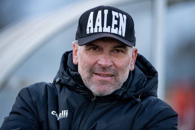 Uwe Wolf (VfR Aalen, Trainer), TSG 1899 Hoffenheim U23 vs. VfR Aalen, Testspiel Regionalliga Suedwest, 05.02.2022, Spielzeit 2021 2022 TSG 1899 Hoffenheim U23 vs. VfR Aalen, Testspiel Regionalliga Suedwest, 05.02.2022, Spielzeit 2021 2022 Copyright: xEibner Memmlerx EP_MMR