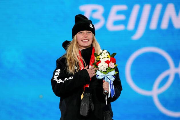 Beijing 2022 Winter Olympics, Zhangjiakou Medals Plaza, Zhangjiakou, China 6 2 2022 Women s Snowboard Slopestyle Medal Presentation Gold medal winner Zoi Sadowski Synnott of New Zealand Zoi Sadowski Synnott 6 2 2022  Copyright: x INPHO BryanxKeanex INP12762