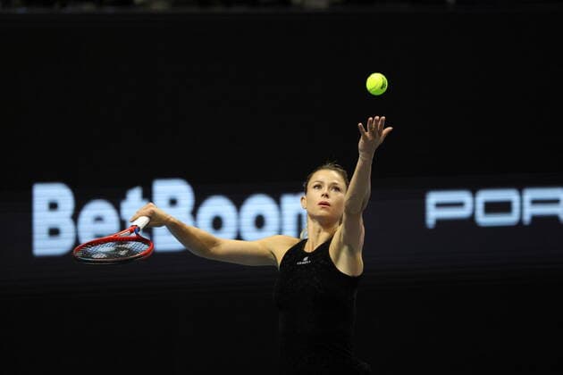 Saint Petersburg, Russia - 07 february 2022: Ekaterina Alexandrova of Russia play against Camila Giorgi of Italy during the St.Petersburg Ladies Trophy 2022 tennis tournament. Camila Giorgi MaksimxKonstantinov