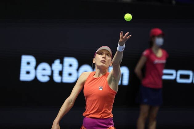 February 7, 2022, St. Peterburg, Russia: Ekaterina Alexandrova of Russia playing against Camila Giorgi of Italy during the St.Petersburg Ladies Trophy 2022 tennis tournament..Final score: St. Peterburg Russia - ZUMAs197 20220207_zaa_s197_080 Copyright: xMaksimxKonstantinovx