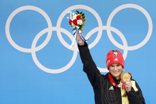 Beijing Olympics: Luge Natalie Geisenberger of Germany poses with her gold medal for the women s singles luge at the Beijing Winter Olympics on Feb. 8, 2022, in the Yanqing competition zone.  A14AA0001235072P