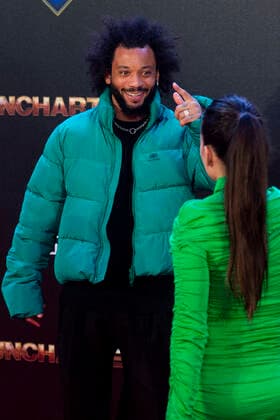 Marcelo Alves mit Ehefrau Clarice Alves bei der Premiere des Kinofilms Uncharted im El Hormiguero. Madrid, 08.02.2022