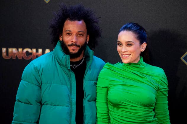 Marcelo Alves mit Ehefrau Clarice Alves bei der Premiere des Kinofilms Uncharted im El Hormiguero. Madrid, 08.02.2022