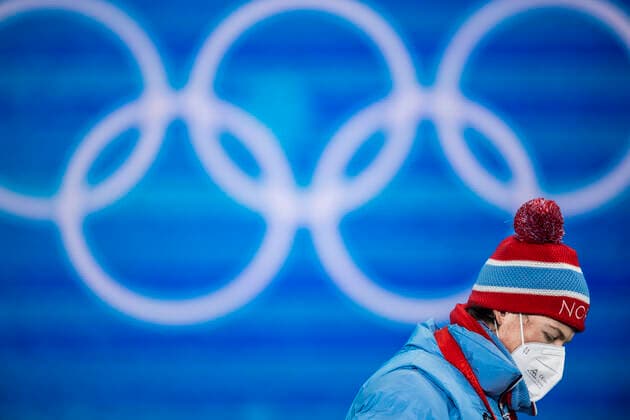 220209 Johannes Hosflot Klaebo of Norway with his gold medal at the medal ceremony for men s cross-country skiing sprint during day 5 of the 2022 Winter Olympics on February 9, 2022 in Zhangjiakou. Photo: Jon Olav Nesvold BILDBYRAN COP 217 JE0033 skidor cross-country skiing langrenn Olympic Games, Olympische Spiele, Olympia, OS olympics winter olympics os ol olympiska spel vinter-os olympiske leker peking peking 2022 beijing 2022 beijing 2022 olympic games beijing 2022 winter olympic games peking-os beijing-ol vinter-ol 5 bbeng medaljeseremoni medaljceremoni medal ceremony norge Copyright: JONxOLAVxNESVOLD BB220209JE083
