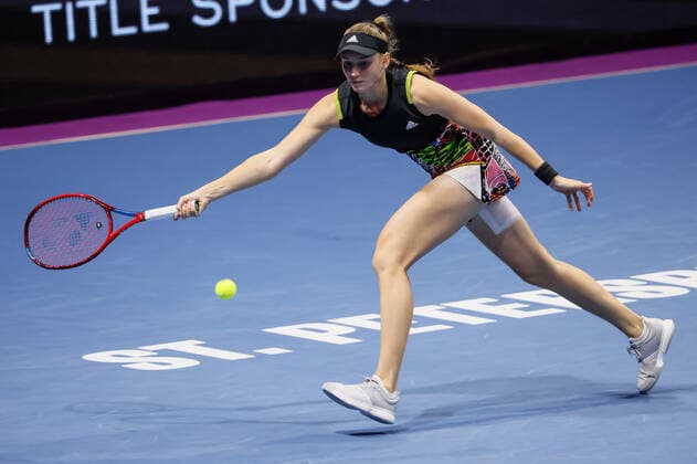 St. Petersburg Ladies Trophy 2022 - Day Three Elena Rybakina of Kazakhstan returns the ball to Varvara Gracheva of Russia during the women s singles Round of 32 match of the WTA, Tennis Damen 500 St. Petersburg Ladies Trophy 2022 International Tennis Tournament on February 9, 2022 at the Sibur Arena in Saint Petersburg, Russia. Saint Petersburg Russia  Copyright: xMikexKireevx originalFilename:kireev-stpeters220209_npn7n.jpg