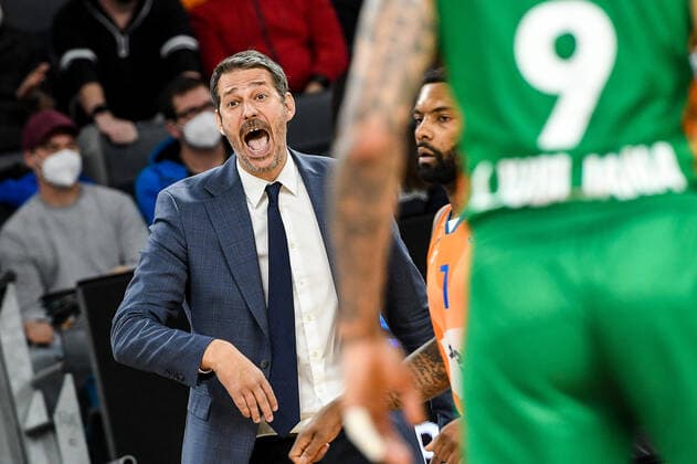 GER, EuroCup, ratiopharm ulm vs Cedevita Olimpija Ljubljana 09.02.2022, ratiopharm arena, Neu-Ulm, GER, EuroCup, ratiopharm ulm vs Cedevita Olimpija Ljubljana, im Bild Jurica Golemac (Ljubljana)