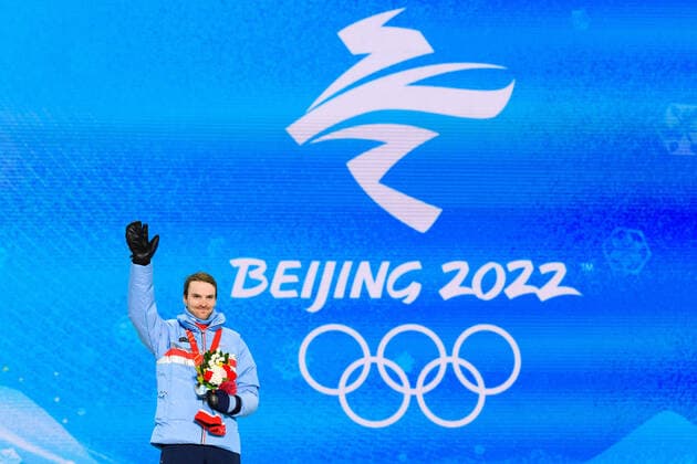 220210 Jorgen Graabak of Norway celebrates with his silver medal at the medal ceremony for men?s nordic combined individual during day 6 of the 2022 Winter Olympics on February 10, 2022 in Zhangjiakou. Photo: Vegard Grott BILDBYRAN kod VG VG0235 skidor nordic combined nordisk komination Olympic Games, Olympische Spiele, Olympia, OS olympics winter olympics os ol olympiska spel vinter-os olympiske leker peking peking 2022 beijing 2022 beijing 2022 olympic games beijing 2022 winter olympic games peking-os beijing-ol vinter-ol bbeng medaljeseremoni medaljceremoni medal ceremony norge norway celebration jubel silver Copyright: VEGARDxGRoTT BB220210VG062