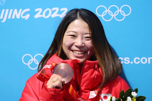 Sena Tomita (JPN), FEBRUARY 10, 2022 - Snowboarding : Women s Halfpipe Medal Ceremony during the Beijing 2022 Olympic Winter games, Winterspiele,Spiele, Summer games at Zhangjiakou Medal Plaza in Zhangjiakou, Hebei, China.  (180343363)