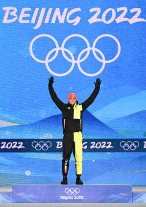 (220210) -- ZHANGJIAKOU, Feb. 10, 2022 -- Gold medalist Vinzenz Geiger of Germany reacts during the awarding ceremony of Nordic Combined Individual Gundersen Normal Hill 10km at Zhangjiakou Medals Plaza of the Winter Olympics in Zhangjiakou, north China s Hebei Province, Feb. 10, 2022. ) (BEIJING2022)CHINA- ZHANGJIAKOU-OLYMPIC Winter games, Winterspiele,Spiele, Summer games AWARDING CEREMONY (CN) FengxKaihua 