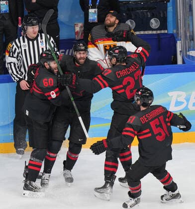 (220210) -- BEIJING, Feb. 10, 2022 -- Athletes of Canada react during Ice hockey, Eishockey men s Group A match between Canada and Germany at Wukesong Sports Centre in Beijing, capital of China, Feb. 10, 2022. ) (BEIJING2022)CHINA-BEIJING-OLYMPIC Winter games, Winterspiele,Spiele, Summer games ICE HOCKEY-MEN S PRELIMINARY-CANADA VS GERMANY (CN) MengxYongmin 