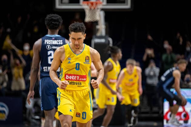 Basketball Berlin 02.02.2022 Saison 2021 2022 Euroleague Regular Season Alba Berlin - Zenit St. Petersburg Maodo Lo (Alba Berlin, No.00) Jubel