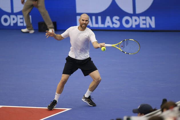 DALLAS, TX - FEBRUARY 10: Adrian Mannarino (FRA) hits a forehand during the Dallas Open on February 10, 2022 at the Styslinger Altec Tennis Complex in Dallas, TX. (Photo by George Walker Icon Sportswire) TENNIS: FEB 10 Dallas Open Icon22021054