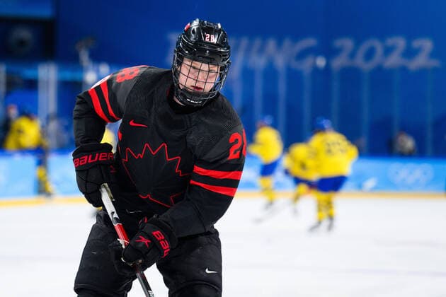 220211 Micah Zandee-Hart of Canada in an Ice hockey, Eishockey quarter final game between Canada and Sweden during day 7 of the 2022 Winter Olympics on February 11, 2022 in Beijing. Photo: Maxim Thore BILDBYRAN kod MT MT0318 ishockey ice hockey Olympic Games, Olympische Spiele, Olympia, OS olympics winter olympics os ol olympiska spel vinter-os olympiske leker peking peking 2022 beijing 2022 beijing 2022 olympic games beijing 2022 winter olympic games peking-os beijing-ol vinter-ol 7 bbeng dam kvartsfinal sverige sweden kanada Copyright: MAXIMxTHORE BB220211MT114