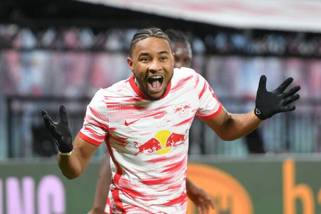 Sport Themen der Woche KW06 Christopher Nkunku (RB Leipzig) erzielt das 1:0 und jubelt, RB Leipzig vs. 1. FC Koeln, Fussball, 1. Bundesliga, 11.02.2022 DFB DFL REGULATIONS PROHIBIT ANY USE OF PHOTOGRAPHS AS IMAGE SEQUENCES AND OR QUASI-VIDEO RB Leipzig vs. 1. FC Koeln, Fussball, 1. Bundesliga, 11.02.2022 Leipzig Copyright: xBertxHarzer xEibner-Pressefotox