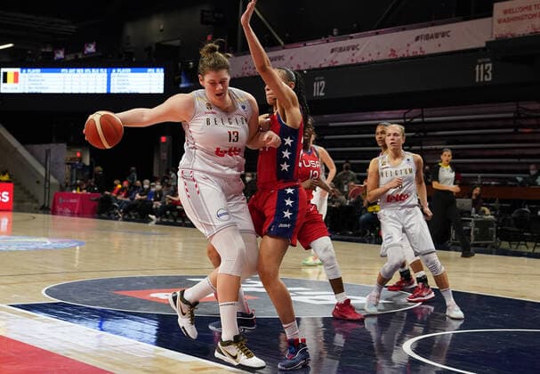 Belgium s Kyara Linskens fights for the ball during a basketball match between the Belgian Cats and the United States, a qualifier for the World Cup later this year, at Washington D.C. in the United States, Friday 11 February 2022. The Cats will be playing two World Cup qualifiers in Washington DC, US, and one in Santo Domingo, Dominican Republic. TONYxQUINN  x9100009x