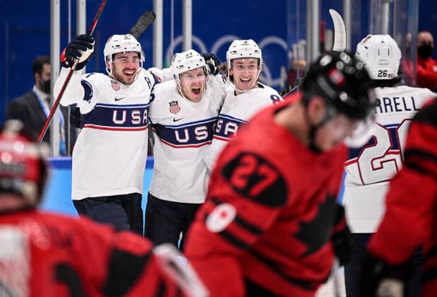 Sport Themen der Woche KW06 China Olympics 2022 Ice hockey, Eishockey Men Canada - US 8111980 12.02.2022 Players of the United States celebrate after scoring a goal in the men s ice hockey preliminary round group A match between Canada and the United States during the Beijing 2022 Winter Olympic Games, Olympische Spiele, Olympia, OS at National Indoor Stadium in Beijing, China. Alexey Filippov Sputnik Beijing China  Copyright: xAlexeyxFilippovx