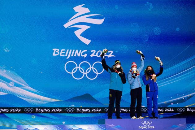 220212 Elvira Öberg of Sweden, Marte Olsbu Roiseland of Norway and Dorothea Wierer of Italy at the medal ceremony for women?s biathlon 7,5 km sprint during day 8 of the 2022 Winter Olympics on February 12, 2022 in Zhangjiakou. Photo: Vegard Grott BILDBYRAN kod VG VG0239 Olympic Games, Olympische Spiele, Olympia, OS olympics winter olympics os ol olympiska spel vinter-os olympiske leker peking peking 2022 beijing 2022 beijing 2022 olympic games beijing 2022 winter olympic games peking-os beijing-ol vinter-ol bbeng medaljeseremoni medaljceremoni medal ceremony Norge Norway Copyright: VEGARDxGRoTT BB220212VG058