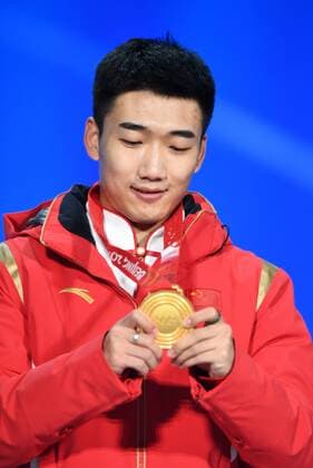BEIJING, CHINA - FEBRUARY 12: Gold medallist Tingyu Gao of Team China celebrates during the Men s 500m medal ceremony on Day 8 of the Beijing 2022 Winter Olympic Games, Olympische Spiele, Olympia, OS at Beijing Medal Plaza on February 12, 2022 in Beijing, China.  Copyright: xVCGx CFP111368929298 