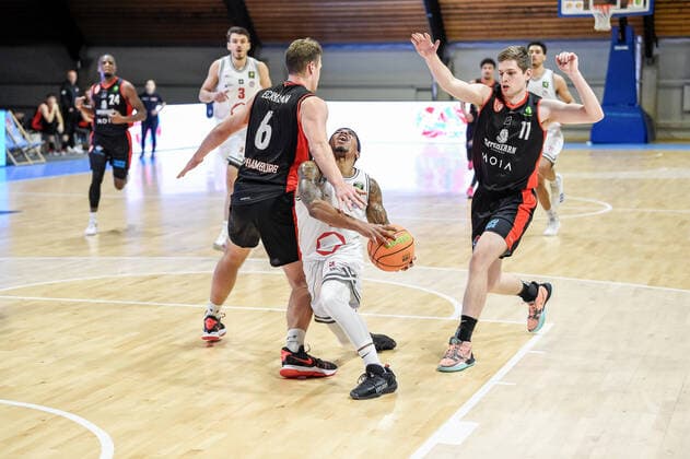 Barmer 2. Basketball Bundesliga ProB, Rheinstars Koeln vs. ETV Hamburg, 12.02.2022 Vincent Lamont Golson Jr (RheinStars Koeln 2), Barmer 2. Basketball Bundesliga ProB, Rheinstars Koeln vs. ETV Hamburg am 12.02.2022 im Basketball Campus Koeln in Koeln (Nordrhein-Westfalen) Copyright: xBEAUTIFULxSPORTS Mueller-Laschetx
