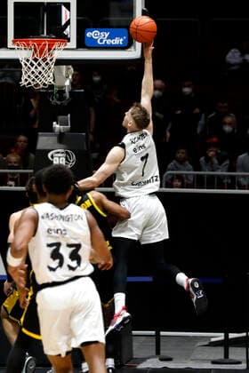 12.02.2022, easyCredit Basketball Bundesliga, BBL, Saison 2021 2022, Herren, Chemnitz Niners - MHP Riesen Ludwigsburg Jonas Richter, Niners Chemnitz Chemnitz Messe Chemnitz Sachsen Germany