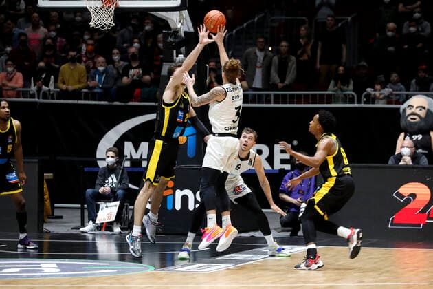 12.02.2022, easyCredit Basketball Bundesliga, BBL, Saison 2021 2022, Herren, Chemnitz Niners - MHP Riesen Ludwigsburg Malte Ziegenhagen, Niners Chemnitz Chemnitz Messe Chemnitz Sachsen Germany