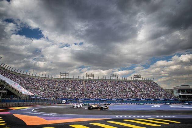 25 VERGNE Jean-Eric (fra), DS Techeetah, DS E-Tense FE21, action during the 2022 Mexico City ePrix, 2nd meeting of the 2021-22 ABB FIA Formula E World Championship, WM, Weltmeisterschaft on the Autodromo Hermanos Rodriguez from February 10 to 11, in Mexico City, Mexico - AUTO - 2022 FORMULA E Mexico City ePRIX DPPI Panoramic  03422003_AG_3632